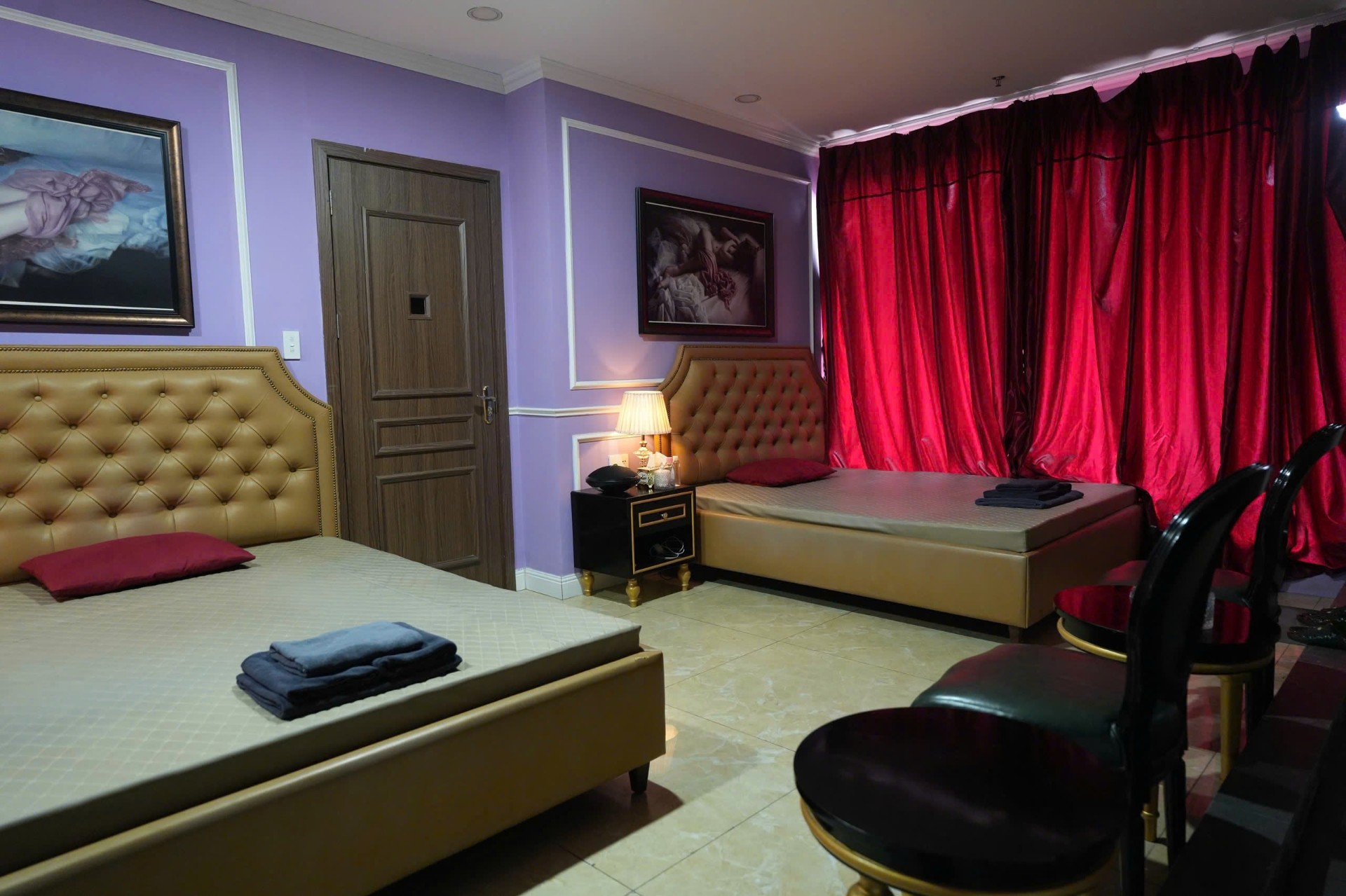 Twin Suite — phòng đôi cho nhóm bạn